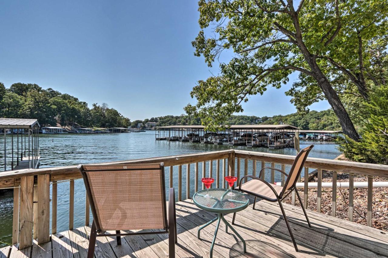 On-The-Water Retreat With Dock Pet Friendly! Βίλα Lake Ozark Εξωτερικό φωτογραφία