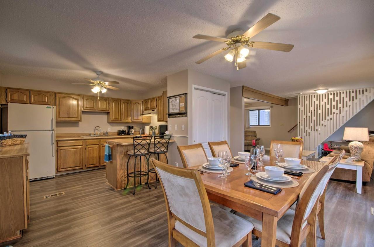 On-The-Water Retreat With Dock Pet Friendly! Βίλα Lake Ozark Εξωτερικό φωτογραφία